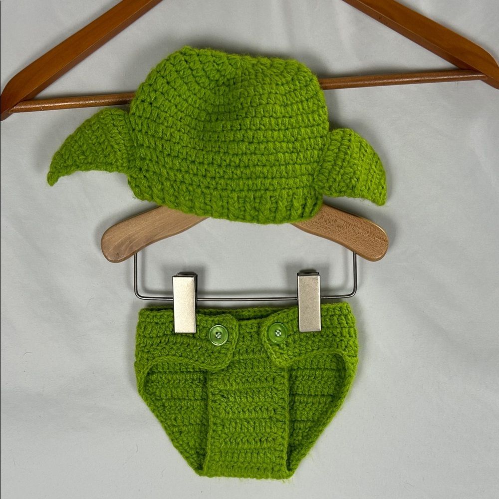 Handmade Star Wars Yoda Crochet Costume Photo Prop -Newborn or 3m
